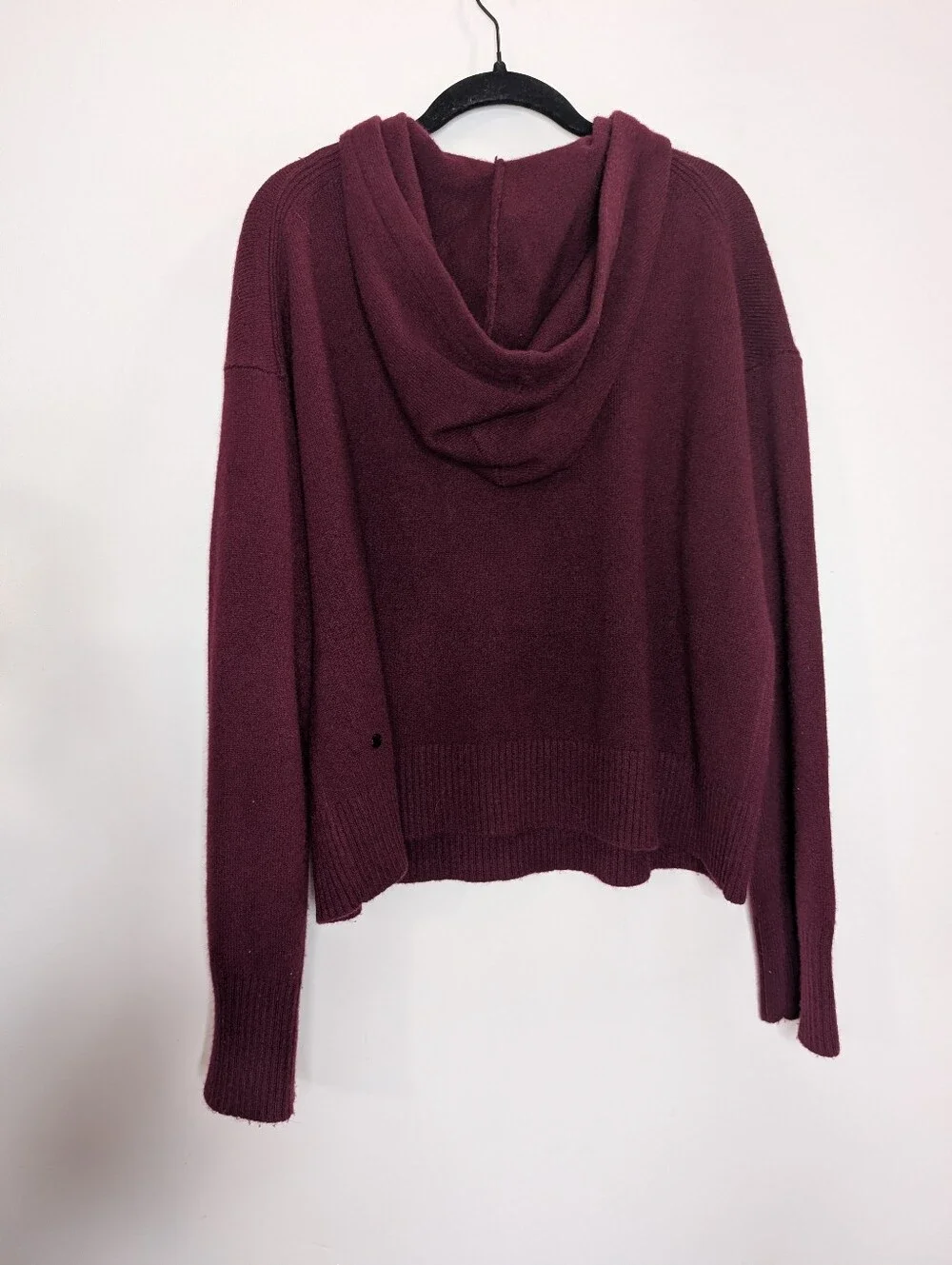 Lululemon 93% Cashmere Hooded Sweater Plum Purple Size Medium $268 Retail